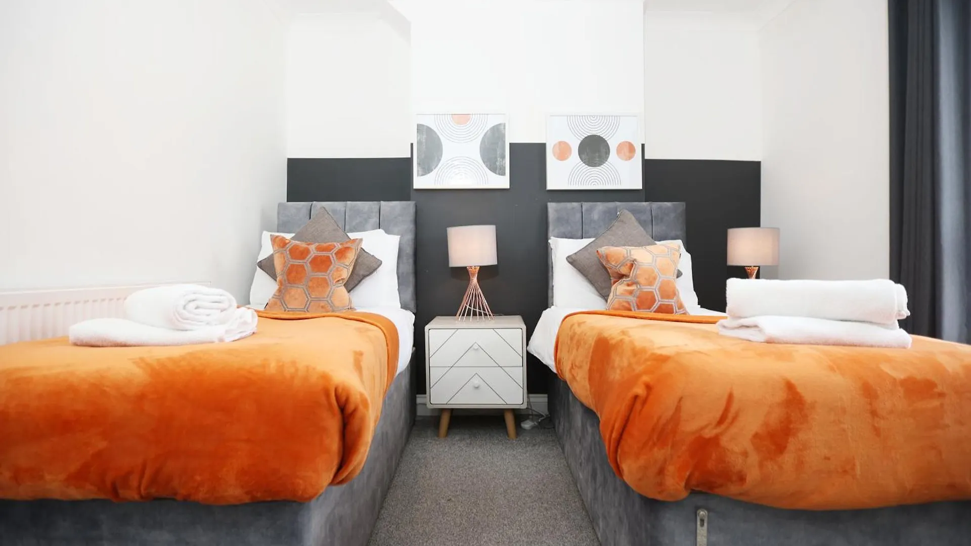 Apartment Kerry Croy - Lovely House, Fantastic Location With Free Parking, Perfect For Contractors And Workers Cardiff